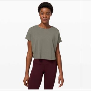 Lululemon Cates Tee in Grey Sage